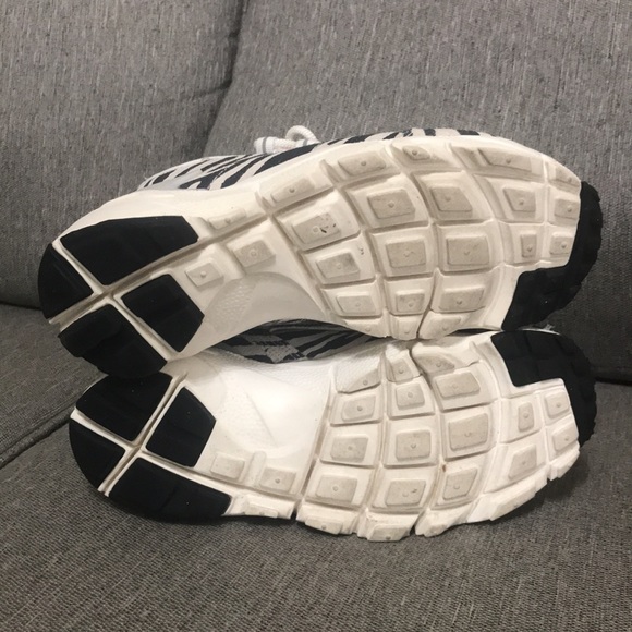 Nike X Olivia Kim Air Footscape No Cover Zebra Print Shoes - Picture 8 of 10